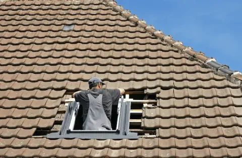 Pose de velux à Vérines